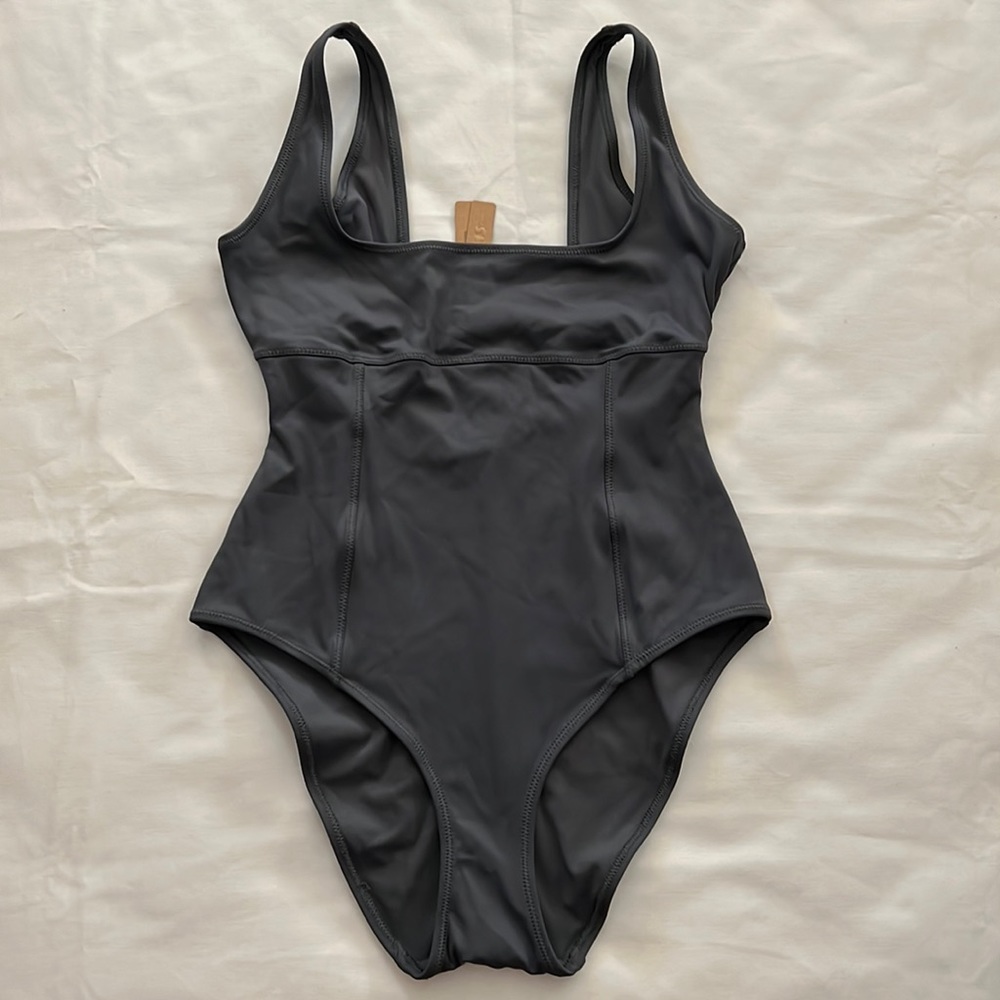 SKIMS SHAPING SWIM TANK ONE PIECE